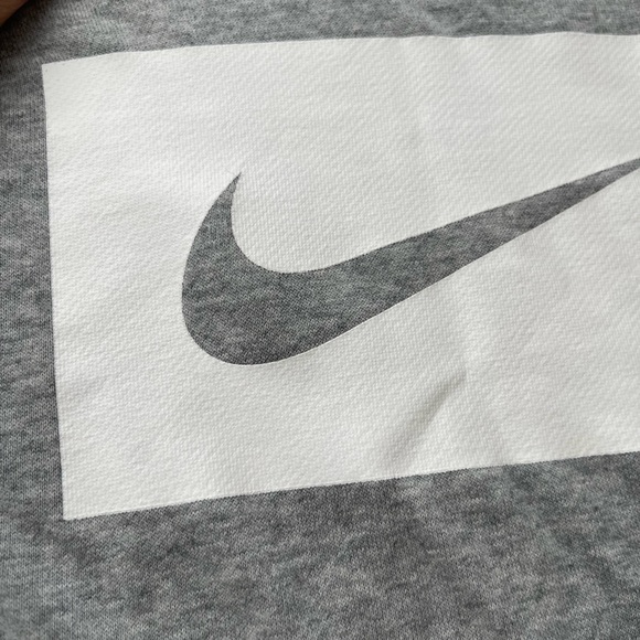 Nike Long Sleeve Gray Drawing Logo Sweat Shirt - LX - Picture 9 of 11